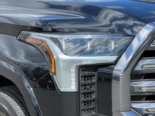 2024 Toyota Tundra Hybrid Platinum