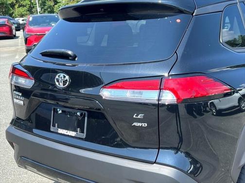 2025 Toyota Corolla Cross LE