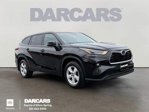 2022 Toyota Highlander LE