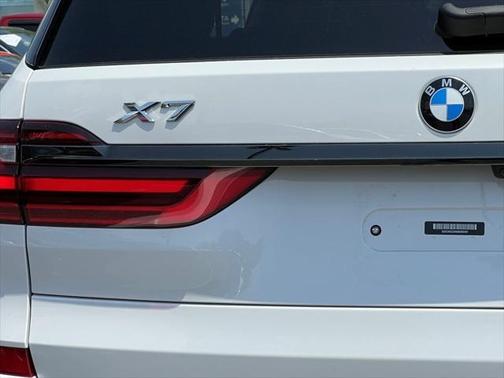 2021 BMW X7 xDrive40i