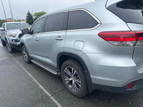 2019 Toyota Highlander Hybrid LE