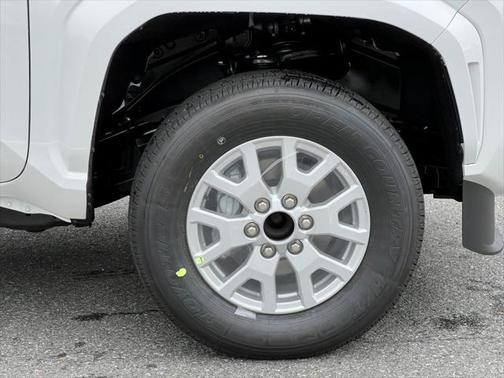 2025 Toyota Tacoma SR5