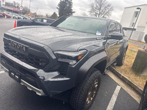 2024 Toyota Tacoma Hybrid Trailhunter