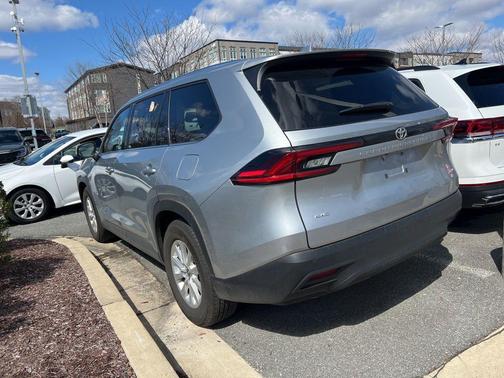 2025 Toyota Grand Highlander XLE