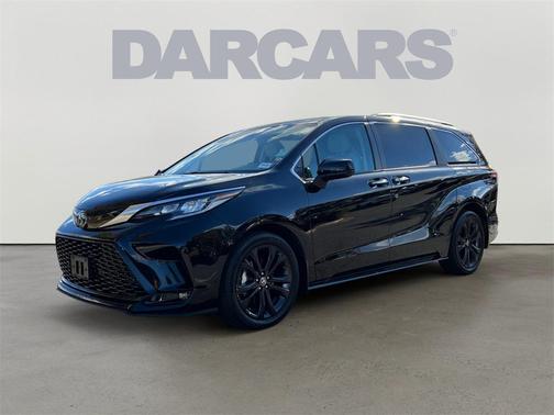 2023 Toyota Sienna XSE 7 Passenger