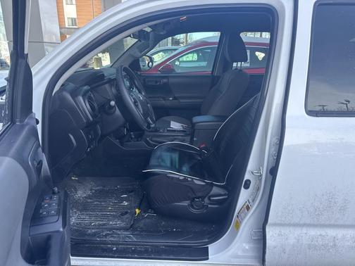 2023 Toyota Tacoma SR