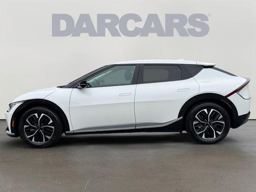 Snow White Pearl 2023 Kia EV6 Wind