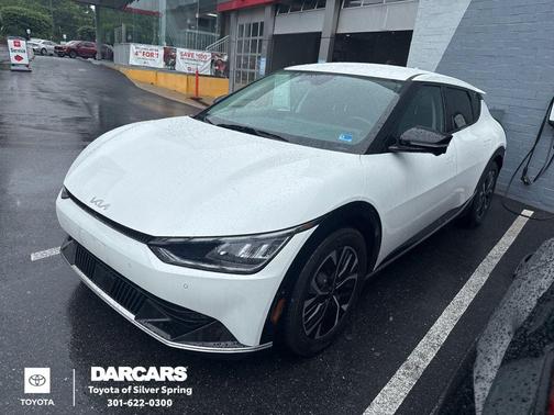 Snow White Pearl 2023 Kia EV6 Wind