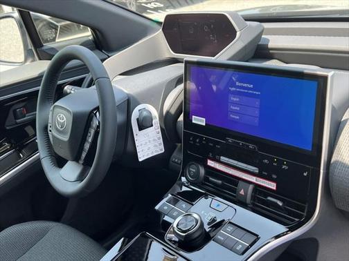 2025 Toyota bZ4X XLE