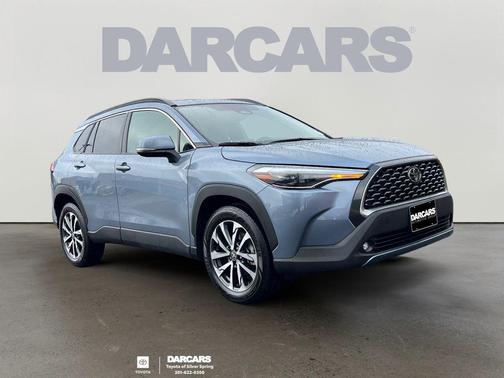 2024 Toyota Corolla Cross XLE