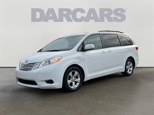 2017 Toyota Sienna LE
