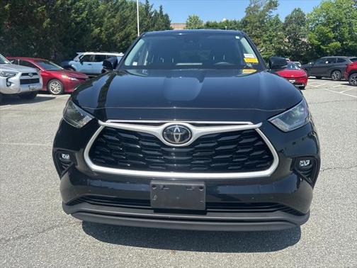 2021 Toyota Highlander LE