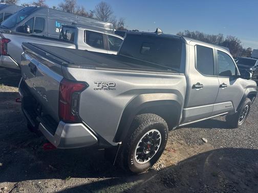 2024 Toyota Tacoma TRD Off Road