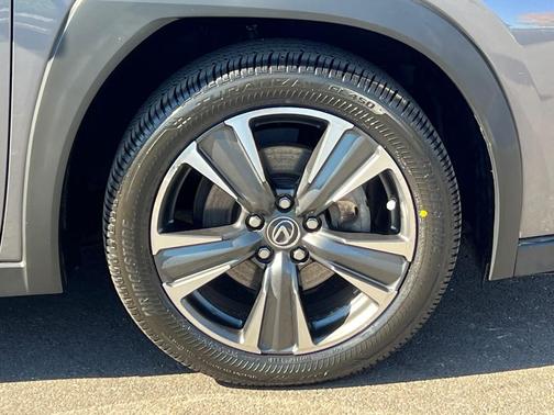 2019 Lexus UX 250h Base