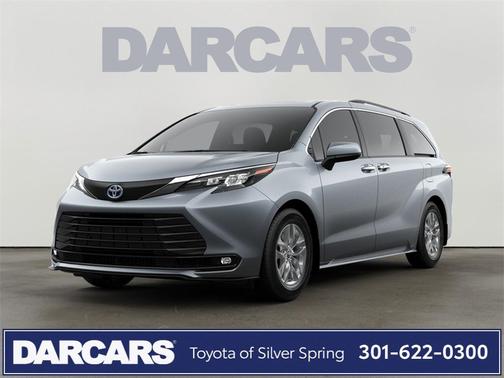 2025 Toyota Sienna XLE 8 Passenger