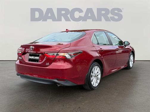Pearl 2022 Toyota Camry LE