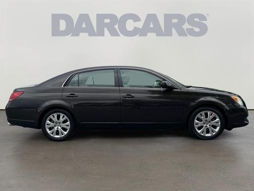 Cocoa Bean Metallic 2010 Toyota Avalon XLS