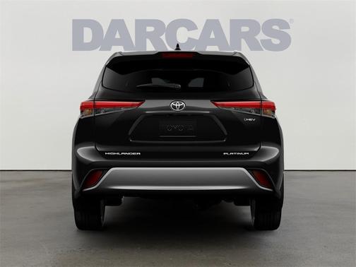 2026 Toyota Highlander Hybrid Platinum