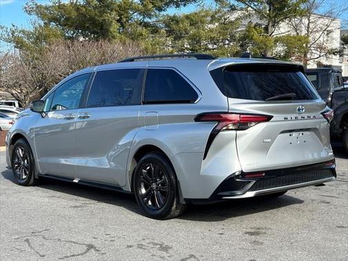 2024 Toyota Sienna XSE 7 Passenger