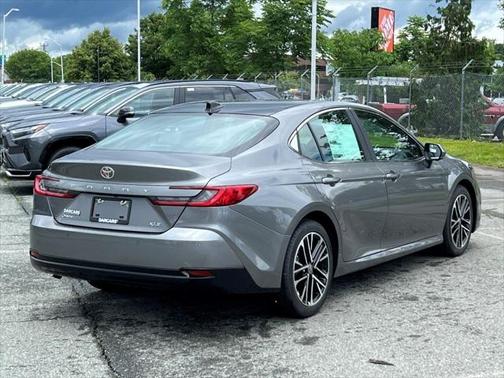 2025 Toyota Camry XLE