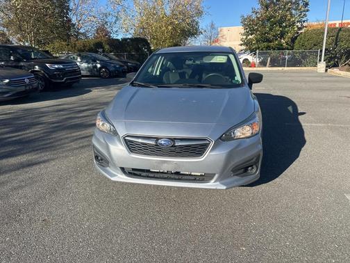 2019 Subaru Impreza 2.0i