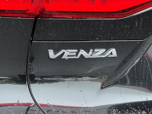 2024 Toyota Venza XLE
