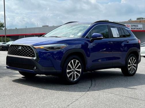 2024 Toyota Corolla Cross XLE
