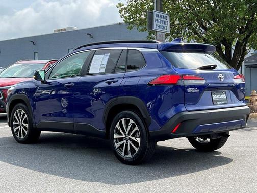 2024 Toyota Corolla Cross XLE