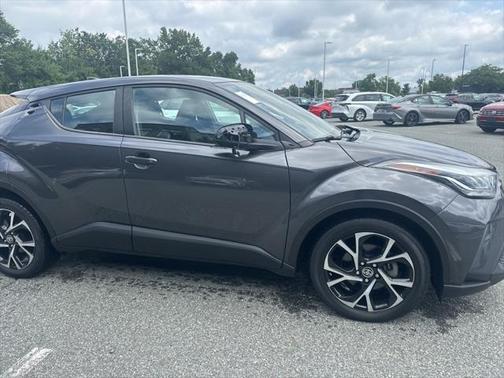 2021 Toyota C-HR XLE