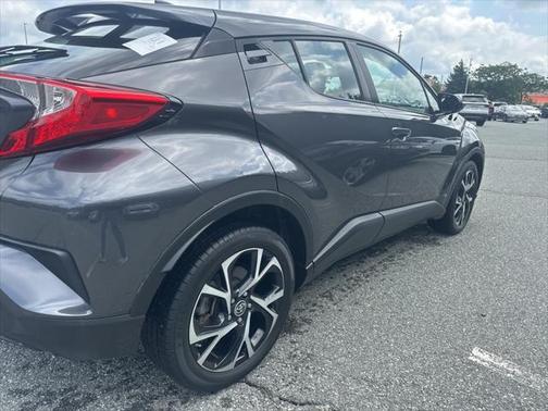 2021 Toyota C-HR XLE