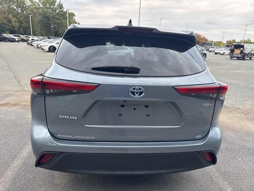2023 Toyota Highlander Hybrid LE