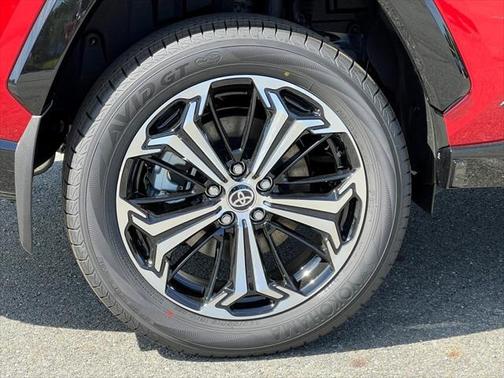 2025 Toyota RAV4 Hybrid SE