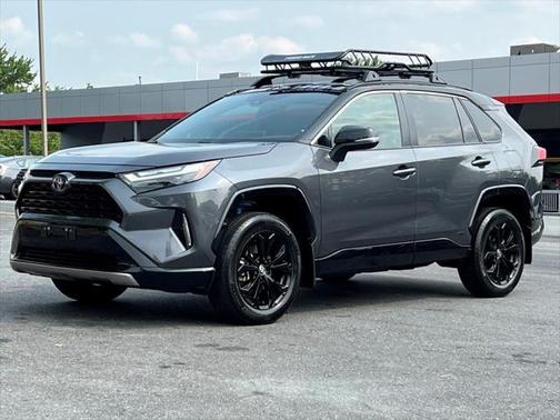 2024 Toyota RAV4 Hybrid SE