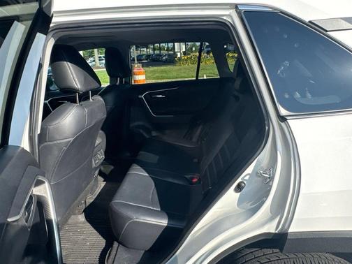 Super White 2019 Toyota RAV4 XLE Premium