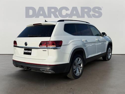 Pure White 2023 Volkswagen Atlas 3.6L SE w/Technology