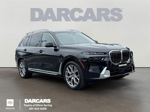 Black Sapphire Metallic 2024 BMW X7 xDrive40i