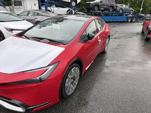 2025 Toyota Prius L