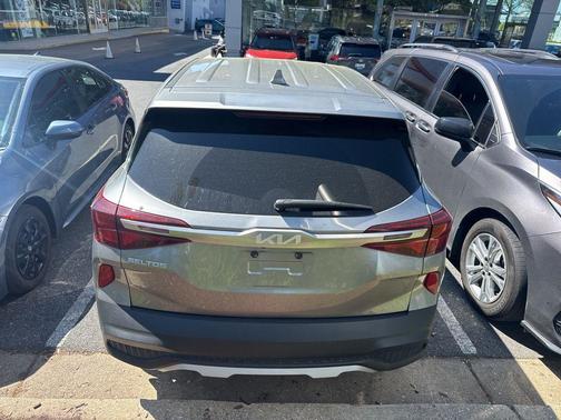 Steel Gray 2023 Kia Seltos LX