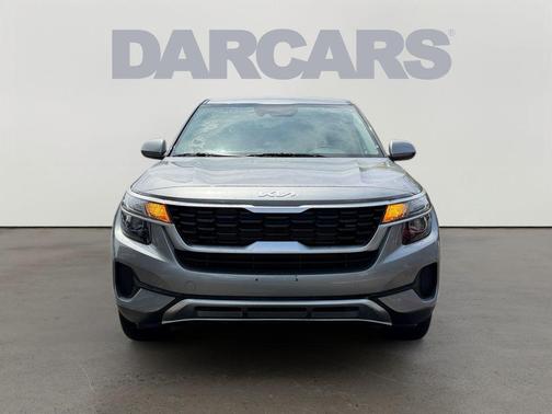 Steel Gray 2023 Kia Seltos LX