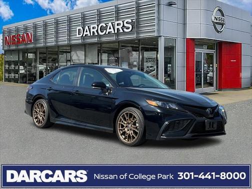 2024 Toyota Camry Hybrid SE