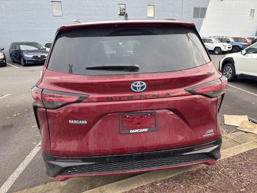 2024 Toyota Sienna XSE 7 Passenger