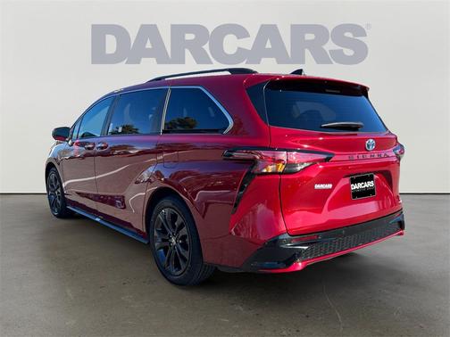 2024 Toyota Sienna XSE 7 Passenger