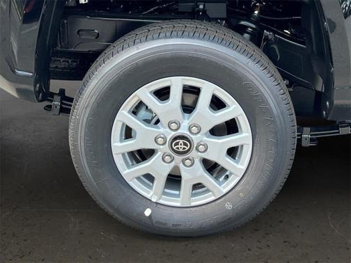 2025 Toyota Tacoma SR