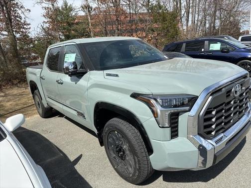 2025 Toyota Tundra Hybrid 1794 Edition