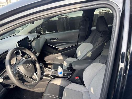 Midnight Black Metallic 2019 Toyota Corolla XSE