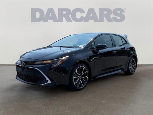 Midnight Black Metallic 2019 Toyota Corolla XSE