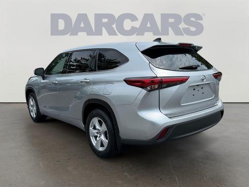 Celestial Silver Metallic 2022 Toyota Highlander L