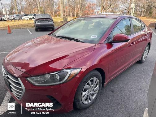 2017 Hyundai ELANTRA SE