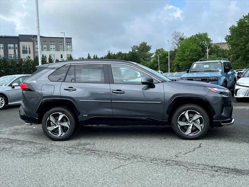 2025 Toyota RAV4 Hybrid SE