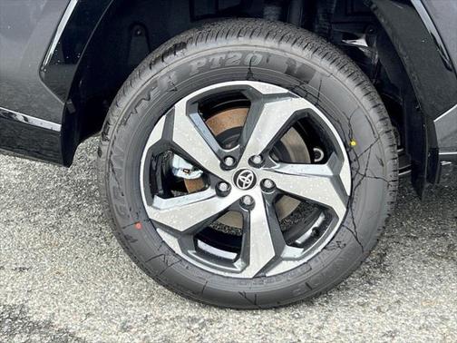 2025 Toyota RAV4 Hybrid SE